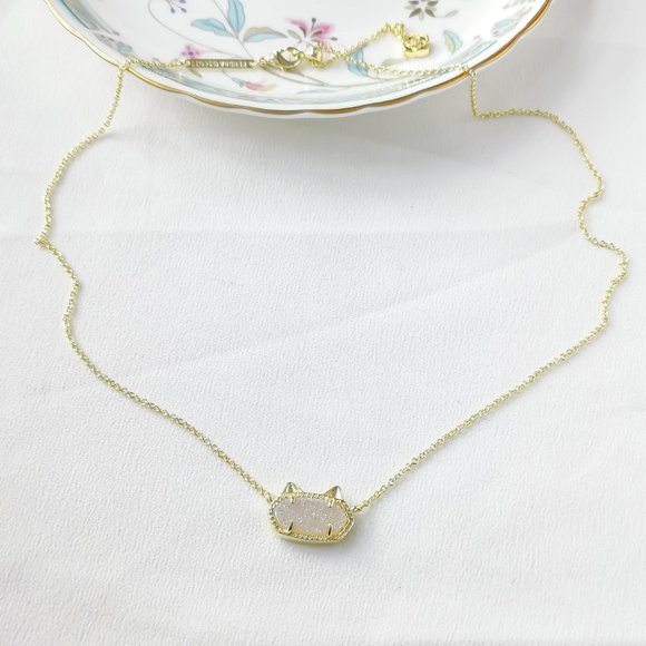Kendra Scott. Elisa Cat Gold Iridescent Drusy Pendant Necklace - Picture 2 of 3
